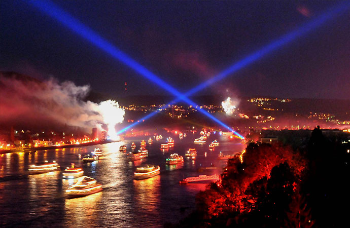 Rhein in Flammen
